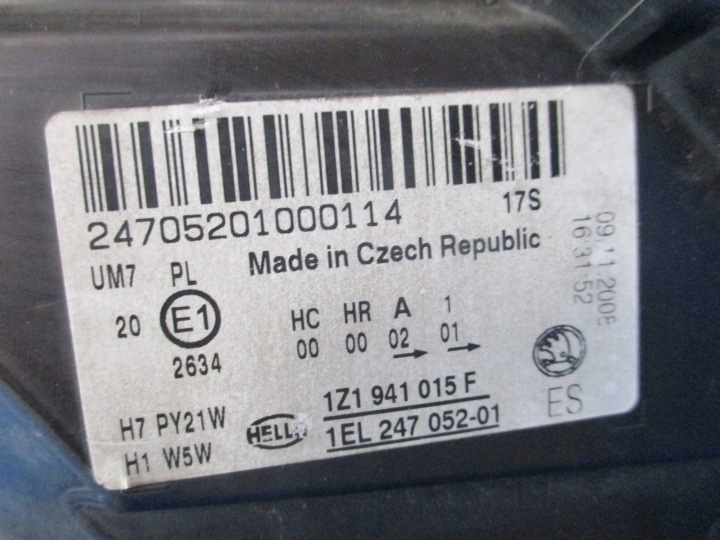 PHARE AVANT AVANT GAUCHE SKODA OCTAVIA II LIFT 1Z1941015F EUROPE
