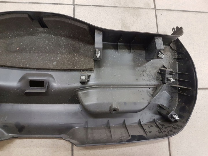 PROTECTION GARNITURE COUVERCLES DE COFFRE COUVERCLES DE COFFRE VOLVO V40 CROSS COUNTRY 2013