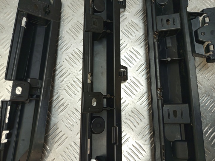 BMW G26 MOULURE GLISSIÈRE FIXATION SEUIL GAUCHE ENSEMBLE 8737083 8737089 8737091