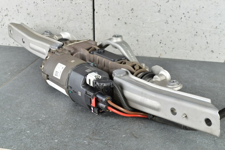 BMW 5 G60 G61 7 G70 X5 G05 LCI G90 G99 SERVOMOTEUR VIRAGE ACTUATEUR HSR 8878089