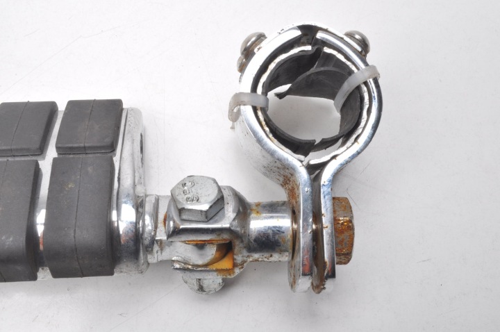 HARLEY DAVIDSON XL 1200 LOW SPORTSTER SET PODNOZEK DROIT