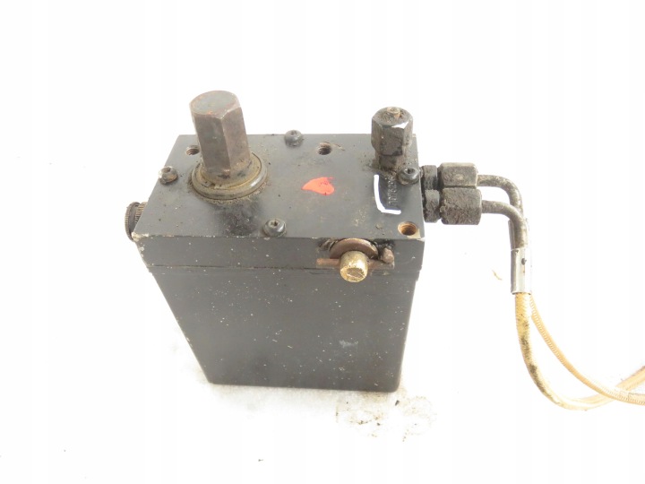SERVOMOTEUR HYDRAULIQUE VOLVO FH 12 I 1075296 1075233