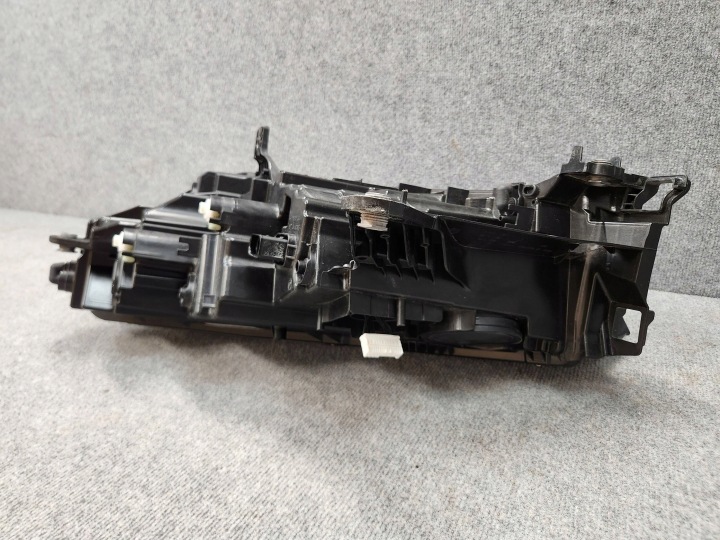 PROJECTEUR PHARE AVANT AVANT DROITE SKODA ENYAQ IV 5LB COMPLET LED 2020-