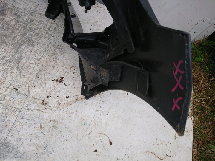 FORD MUSTANG LIFT 18- PARE-CHOCS AVANT AVANT