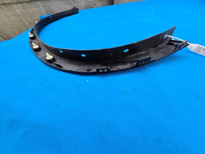 REVÊTEMENT MOULURE GARDE-BOUE ARRIÈRE ARRIÈRE CÔTÉ GAUCHE BMW X1 F48 7332339