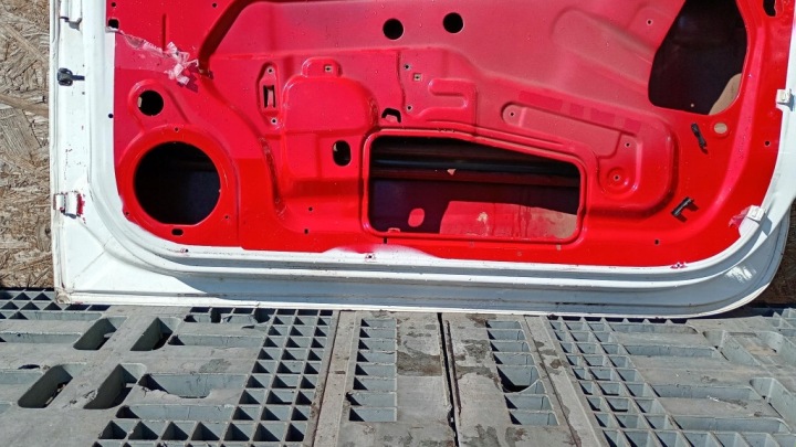 PORTES AVANT DROIT OPEL ASTRA H III GTC 3D 09R LIFT Z40R