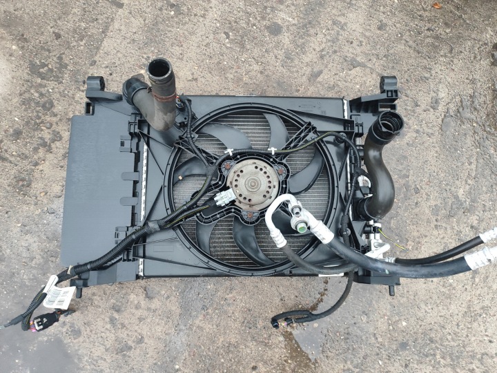 OPEL MERIVA B 1.4 LIFT ENSEMBLE CHLODNIC13346107