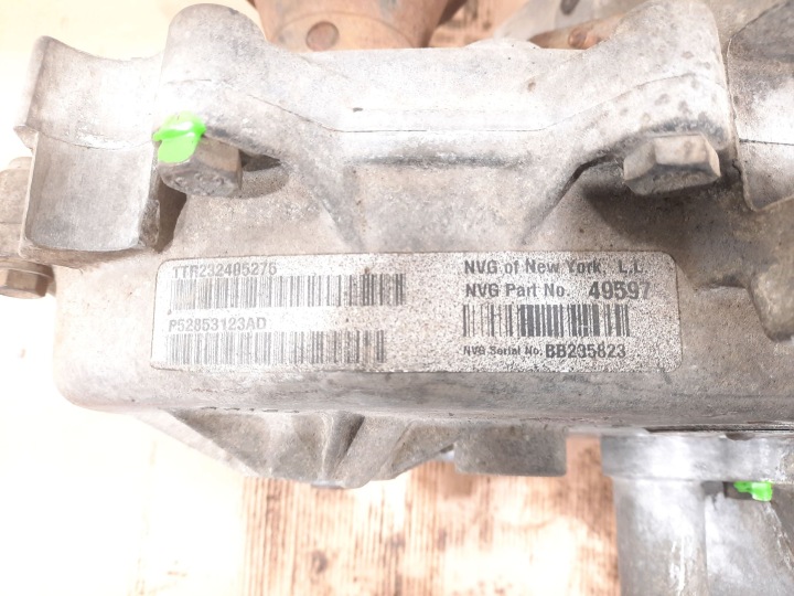 2005 JEEP CHEROKEE III KJ BOÎTE DISTRIBUTION RÉDUCTEUR DE VITESSE P52853123AD