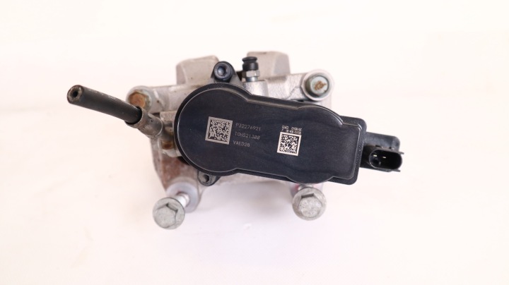 VOLVO XC40 ÉTRIER DE FREIN FREINS GAUCHE ARRIÈRE 32276921, 31471179