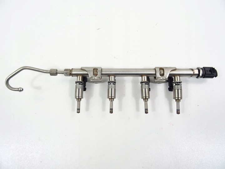 VW 1.4 TSI MOULURE INJECTION INJECTEURS CAPTEUR 04L133036A 04E133320D