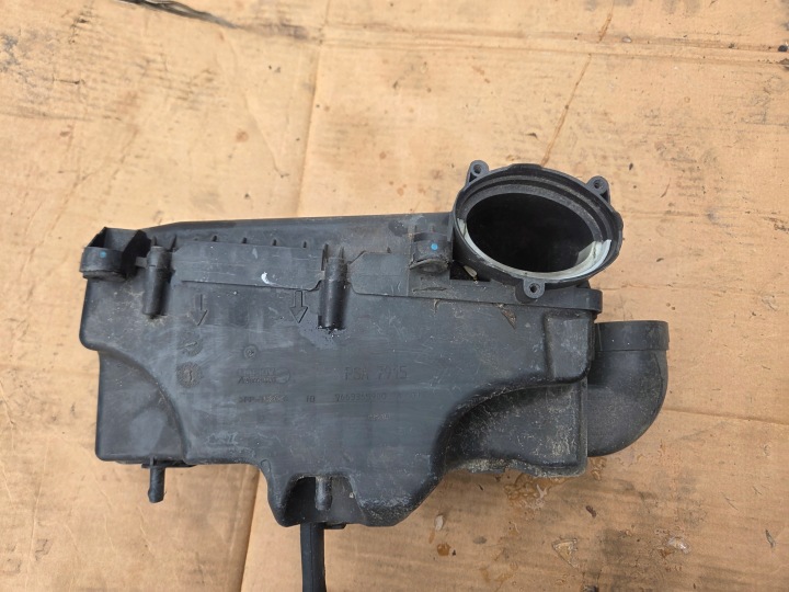 CITROEN C4 PICASSO CHÂSSIS FILTRE AIR 9663365980