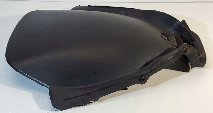 DOUBLURE DE PASSAGE DE ROUE 94421-14G0 SUZUKI BURGMAN 400 K3 K4 K5 2003-2006R