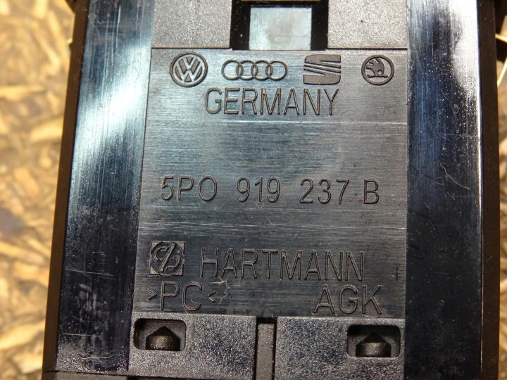 AUDI A3 8P LIFT COMMUTATEUR COMMUTATEUR COUSSINS AIRBAG PASSAGER 5P0919237B
