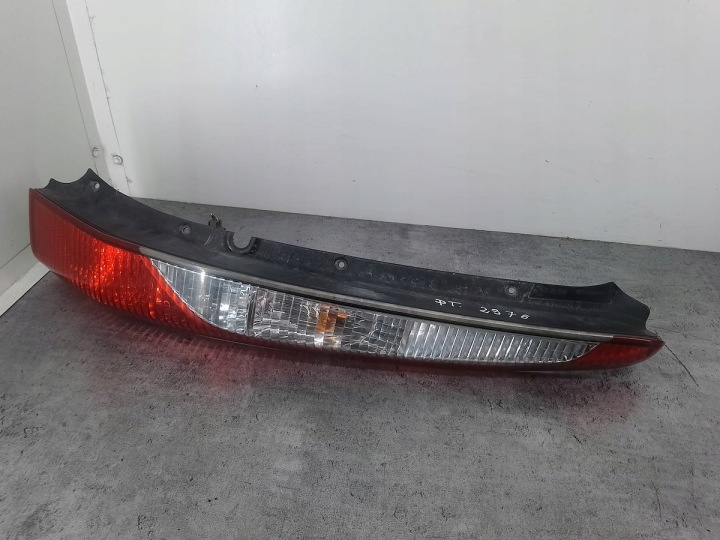 PHARE ARRIÈRE DROITE MITSUBISHI LANCER VIII 220-87508 UNIVERSEL