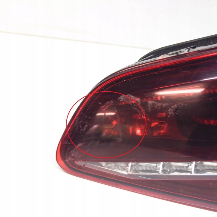 VOLKSWAGEN GOLF VII 2015 DROITE CÔTÉ PHARES ARRIÈRE COUVERCLES DE COFFRE COUVERCLES DE COFFRE