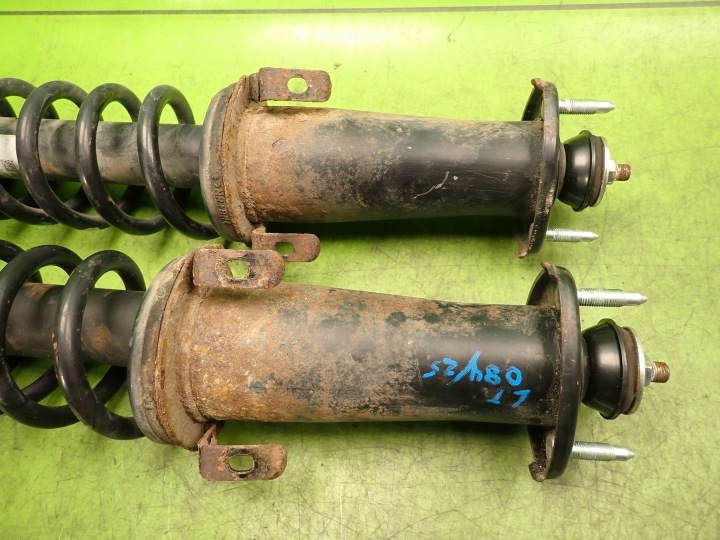 MCPERSONY MCPHERSONY AMORTISSEURS ARRIÈRE LEXUS IS II 2.2 D 07R 48530-53121