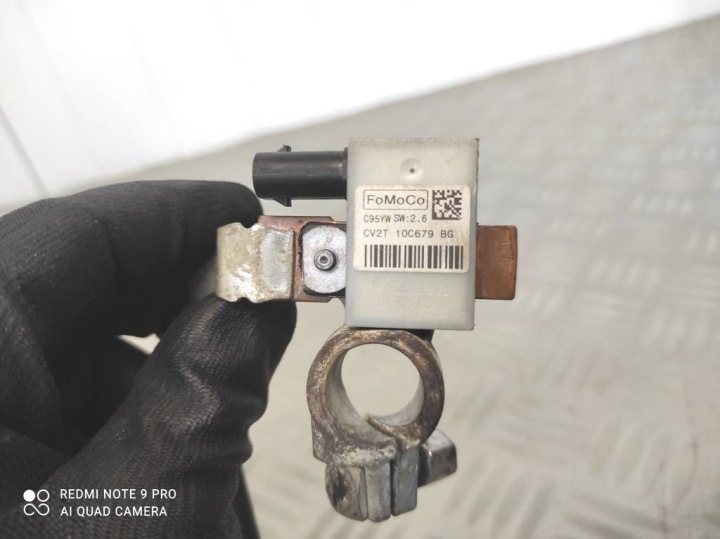 SERRE-CÂBLE NÉGATIVE FORD TRANSIT COURIER FORD FIESTA MK7 CV2T10C679BG