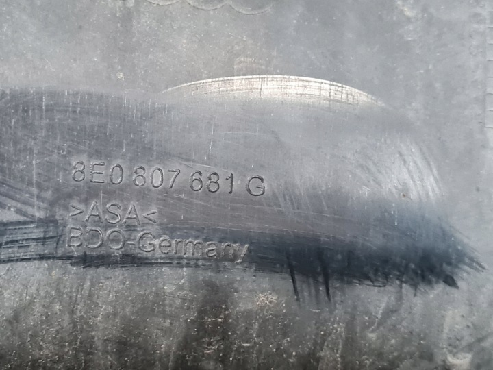 PARE-CHOCS AVANT AVANT AUDI A4 B7 8E0807437AF