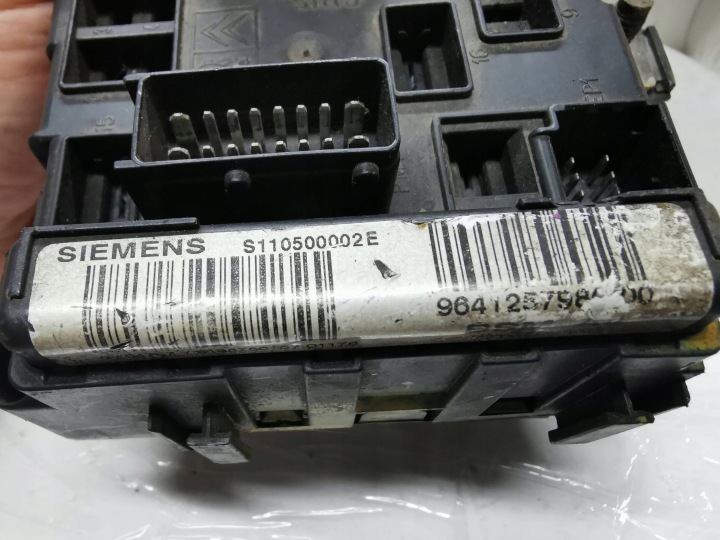 MODULE CONTRÔLEUR BSM CITROEN C5 S110500002E ALL/A/12