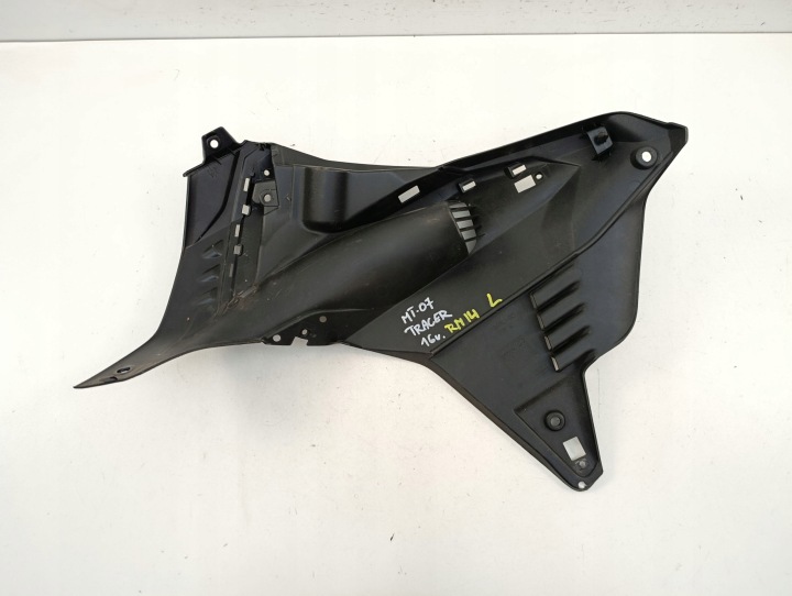 YAMAHA MT07 TRACER RM14 CÔTÉ REMPLISSAGE GAUCHE BC6-F846L