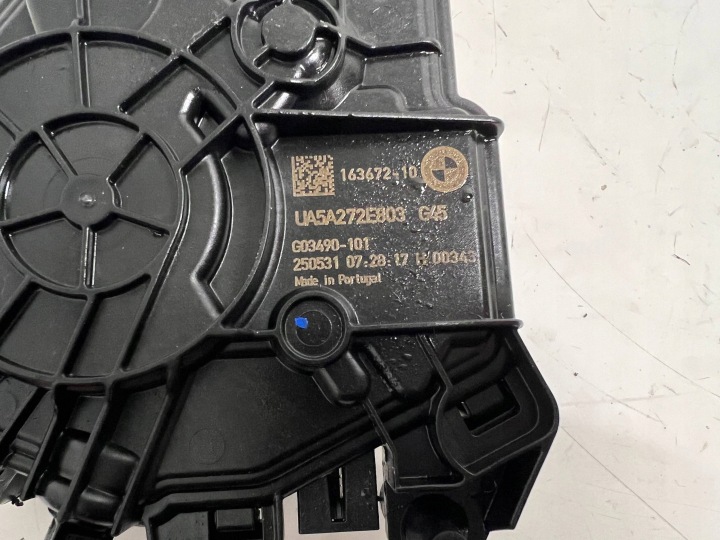 SERRURE DE PORTE DOSTAWCZYCH UK5B539E404