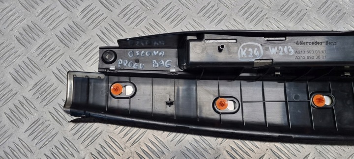 MERCEDES W213 PROTECTION SEUIL COUVERCLES DE COFFRE A2136900141 A2136903601