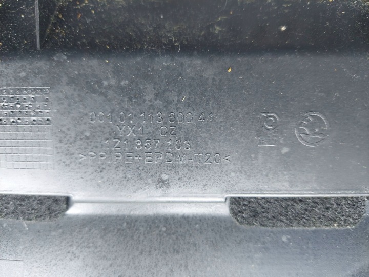 BOÎTE À GANTS PASSAGER SKODA OCTAVIA MK2 1Z1857103