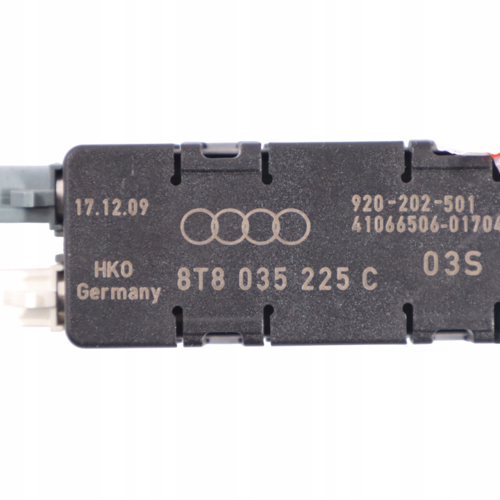 AUDI A5 8T AMPLIFICATEUR D'ANTENNE 8T8035225C