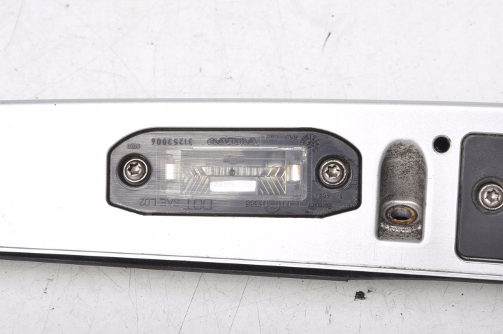 VOLVO V50 CACHE MOULURE COUVERCLES DE COFFRE POIGNÉE UNIVERSEL LIFT 30753026