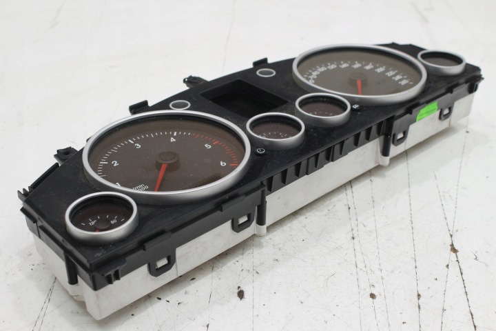 COMPTEUR EUROPE 7L6920870S 2.5 TDI R5 TOUAREG 7L
