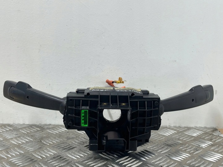 VOLVO S40 2004 MANETTE COMMUTATEUR CLIGNOTANTS ESSUIE-GLACES