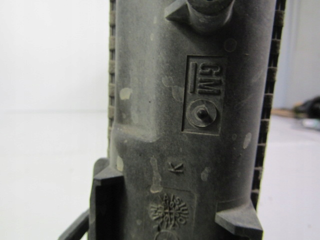 OPEL VECTRA C RADIATEUR EAU GM 2,2 Z22YH AF23