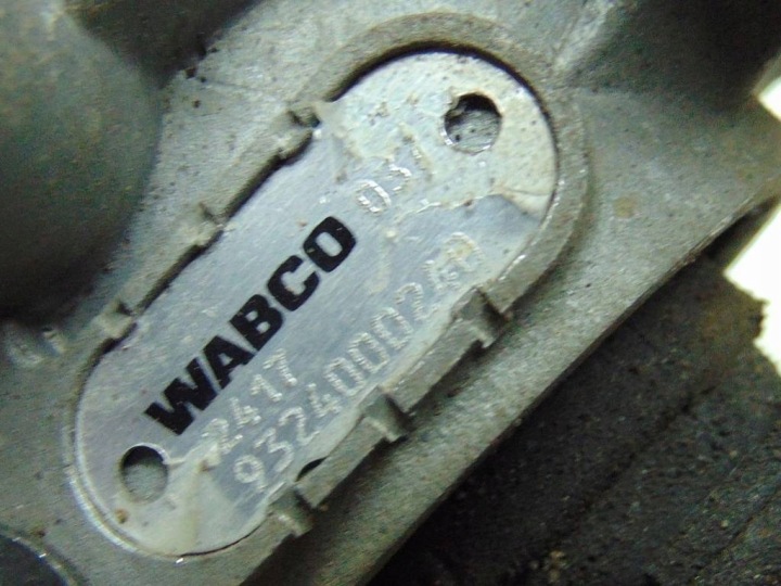 MERCEDES 1823 ECONIC 99R SUPPORT SÉCHOIR WABCO