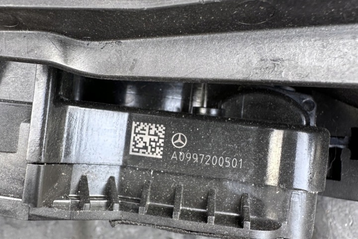 SERRURE GAUCHES AVANT PORTES MERCEDES-BENZ AVEC (W222, V222, X222) A0997602100