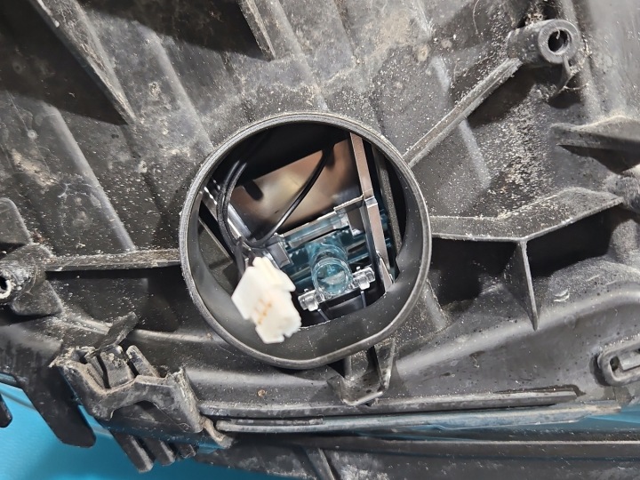 PROJECTEUR GAUCHE PHARE AVANT BIXENON ROTATIF BMW F30 F31 11-15 EUROPE