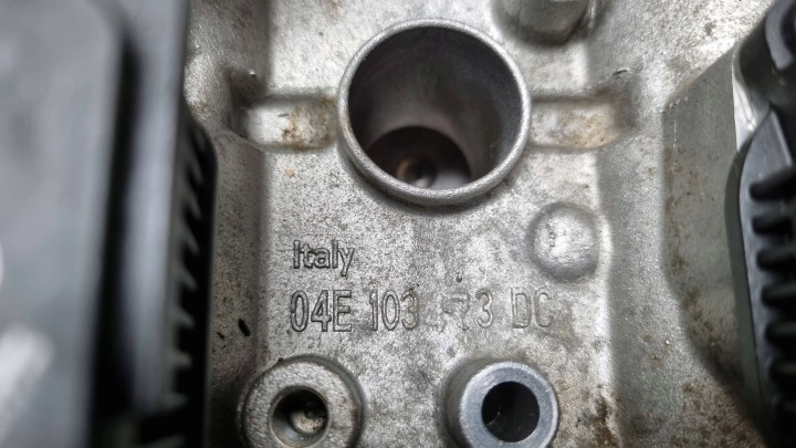 COUVERCLE DE SOUPAPES ARBRES 04E103473DC A3 8V GOLF VII LEON III 1.5TSI DFY DPC