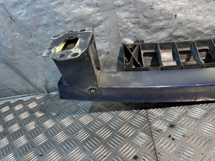 POUTRE PARE-CHOCS AVANT OPEL MERIVA A AVANT RESTYLAGE K: Z21B 93368357