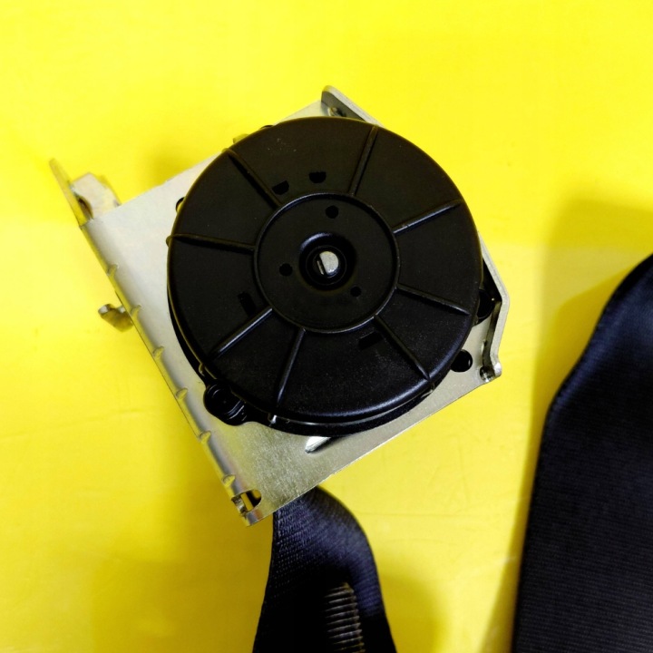 CEINTURE DE SÉCURITÉ GAUCHE AVANT MINI ONE COOPER R50 53 5D 040747 NR1334