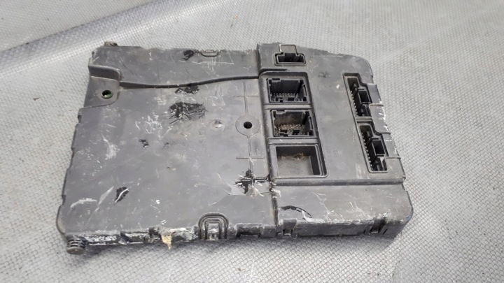 8200724338 ORDINATEUR BLOCS DE COMMANDE RENAULT SCENIC II
