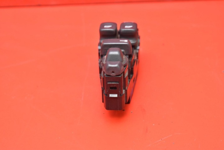 PANNEAU COMMANDE VITRE EUROPE 30889749 VOLVO V40 1 I LIFT 02-04