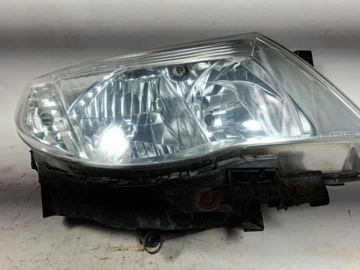PROJECTEUR AVANT CÔTÉ DROITE SUBARU FORESTER SH 1090038