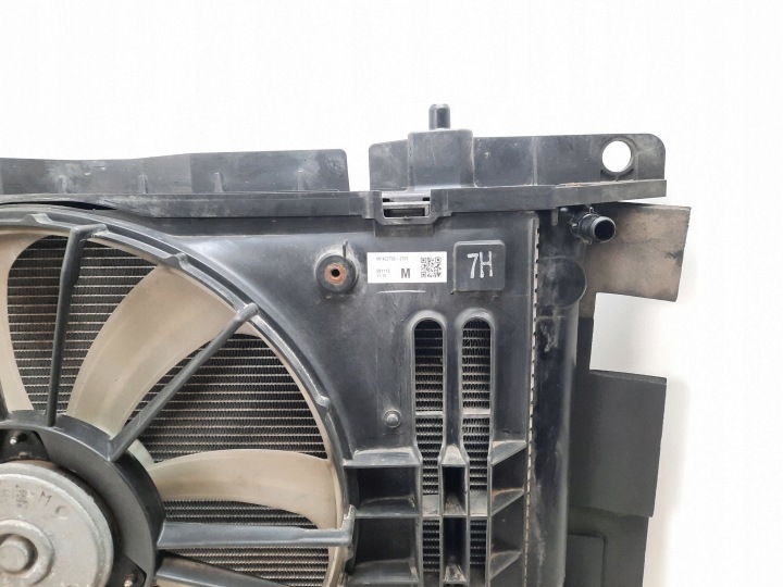 RADIATEURS VENTILATEUR TOYOTA AVENSIS T27 1.8 B 09-18R MF422750-2701 ENSEMBLE