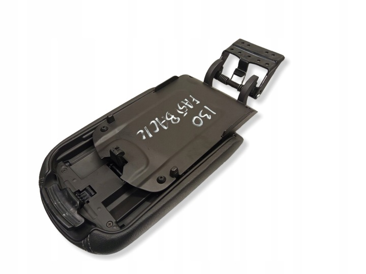 ACCOUDOIR TUNNELS CENTRAL HYUNDAI I30 III FASTBACK 84660G4100
