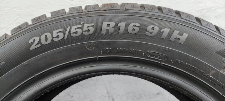 NEUMÁTICO DE INVIERNO KUMHO WINTERCRAFT WP52 205/55R16 91 H 