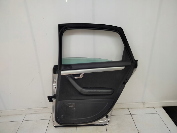 AUDI A4 B6 BERLINE 00R- PORTES DROIT ARRIÈRE DROIT ARRIÈRE LY7W