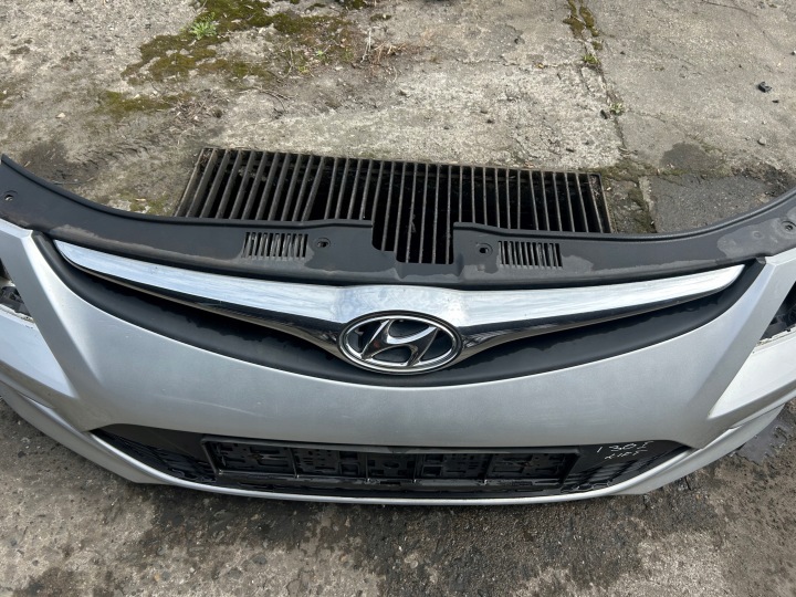 HYUNDAI I30 LIFT PARE-CHOCS AVANT AVANT HALOGÈNES