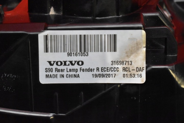 PHARE DROITE ARRIÈRE ARRIÈRE 31698713 VOLVO S90 2 II BERLINE 16-20