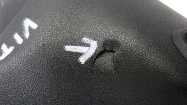 VOLANT MULTIFONCTION MERCEDES VITO W447 A0014602803