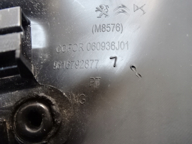 PEUGEOT PARTENAIRE IV GAUCHE PROTECTION HAUT-PARLEURS PORTES AVANT AVANT 9816792877