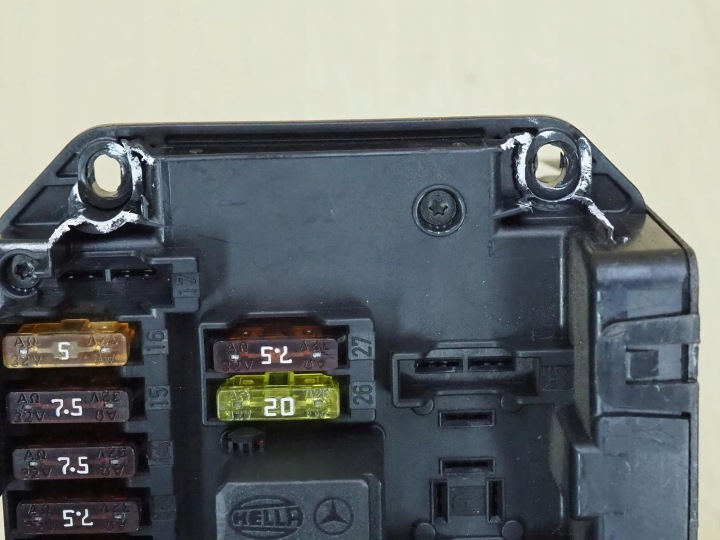 BOÎTE CONTRÔLEUR MODULE SAM MERCEDES C CLASSE W204 2045454401